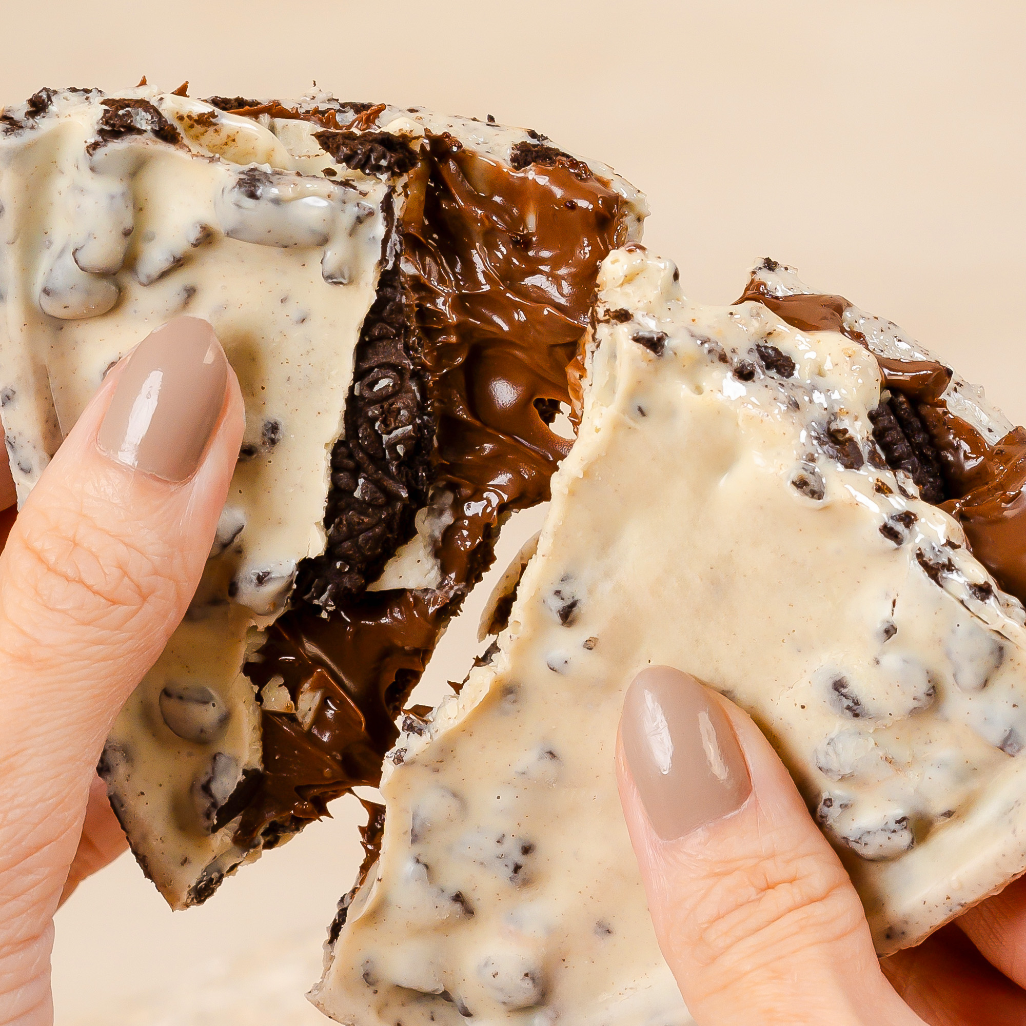 Ovo Recheado Oreo com Nutella 500g - Imagem 2